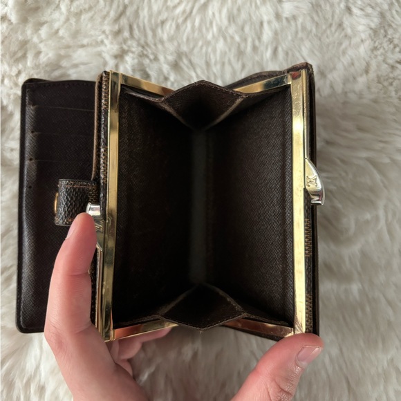 Louis Vuitton - Damier Eben Checkered French Kisslock Compact Wallet - Picture 9 of 16